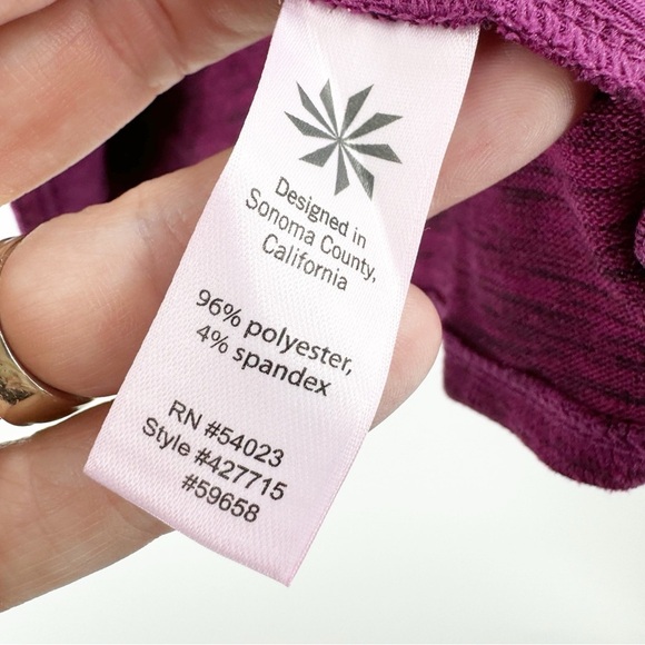 ✅ Athleta Hooded Batwing And Robin - Raspberry heather SIZE SMALL - Picture 6 of 9